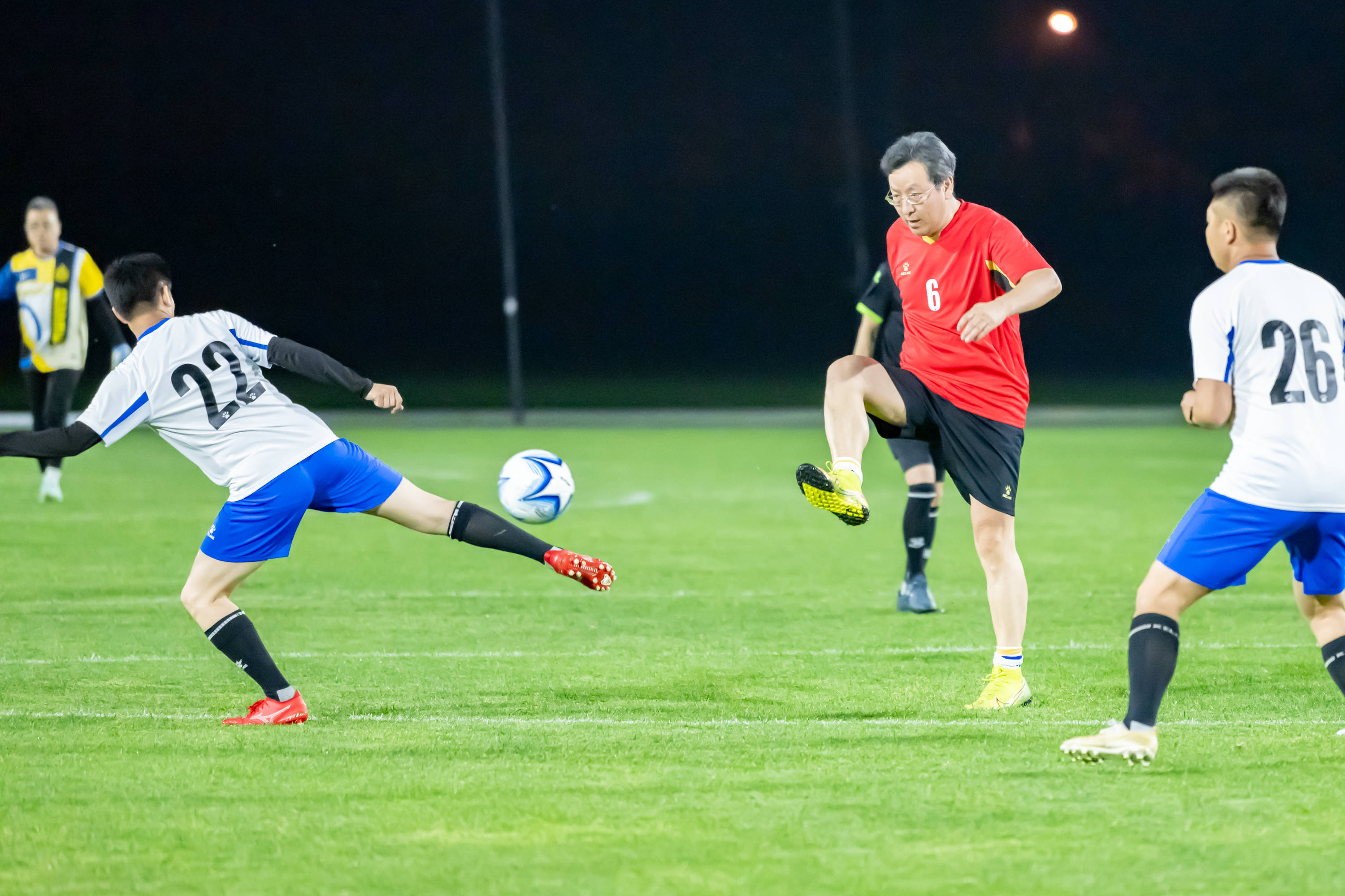 在赛道的尽 在赛道的尽