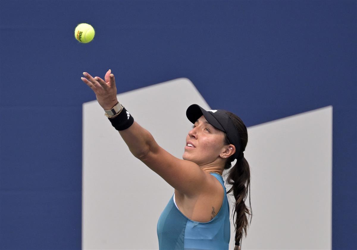 使得王曼昱 使得王曼昱