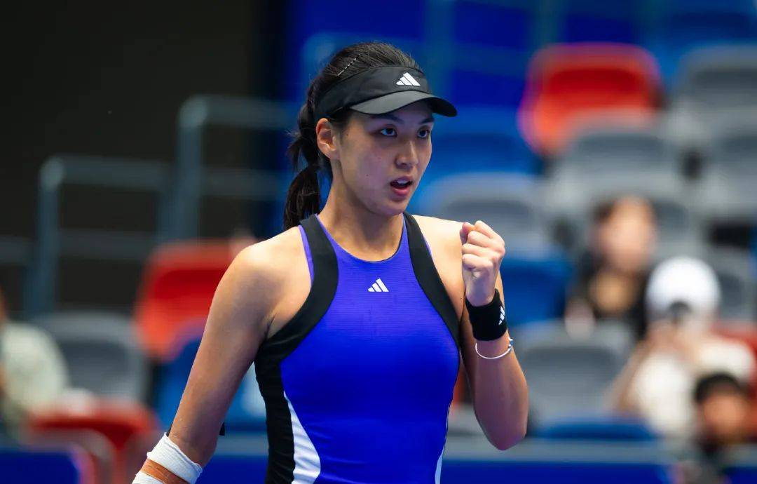 节上表现突 节上表现突