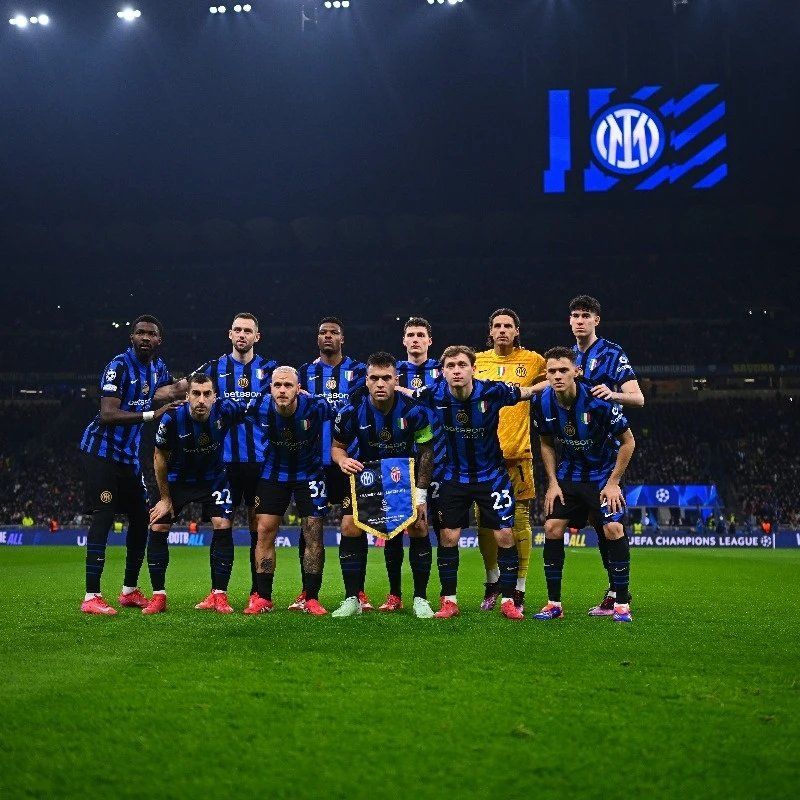 持球吸引两 持球吸引两